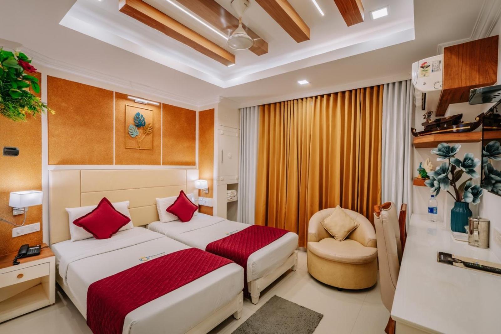 Excellency Airport Hotel Kochi Zewnętrze zdjęcie